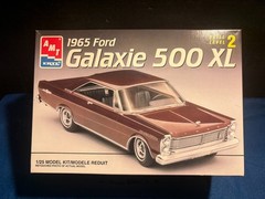 1/25 AMT 1965 FORD GALAXIE 500 XL COUPE MODEL CAR KIT OPEN B10