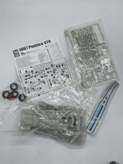 AMT 1967 PONTIAC GTO CAR MODEL KIT 1:21 31764 Projects Crafts Preowned Good