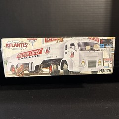 ATLANTIS 1029 WHITE FRUEHAUF GAS TRUCK MODEL KIT-NIB-1:48 SCALE