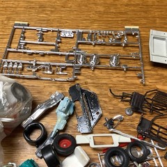 Miscellaneous Model Parts Used Parts Only Almost 2 Pounds