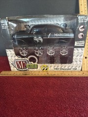 M2 Machines Mooneyes 1957 Chevrolet 150 Die-Cast Model 1:24 Scale