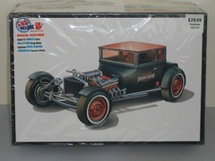 AMT 1/25 Scale 1925 Ford Model T, Chopped T – 2 Complete Models