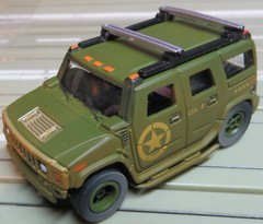 For H0 Slot Car Racing Model Train ~ Hummer H2 With XTraction Chassis With OVP