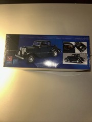 AMT ERTL AMT Classic 1932 Ford Coupe 1/25 Scaled Sealed In Plastic