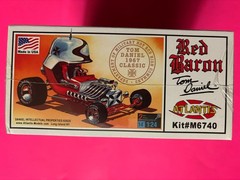 TOM DANIELS RED BARON HOT ROD SHOW CAR MODEL KIT ATLANTIS 1/24 SCALE NEW SEALED!