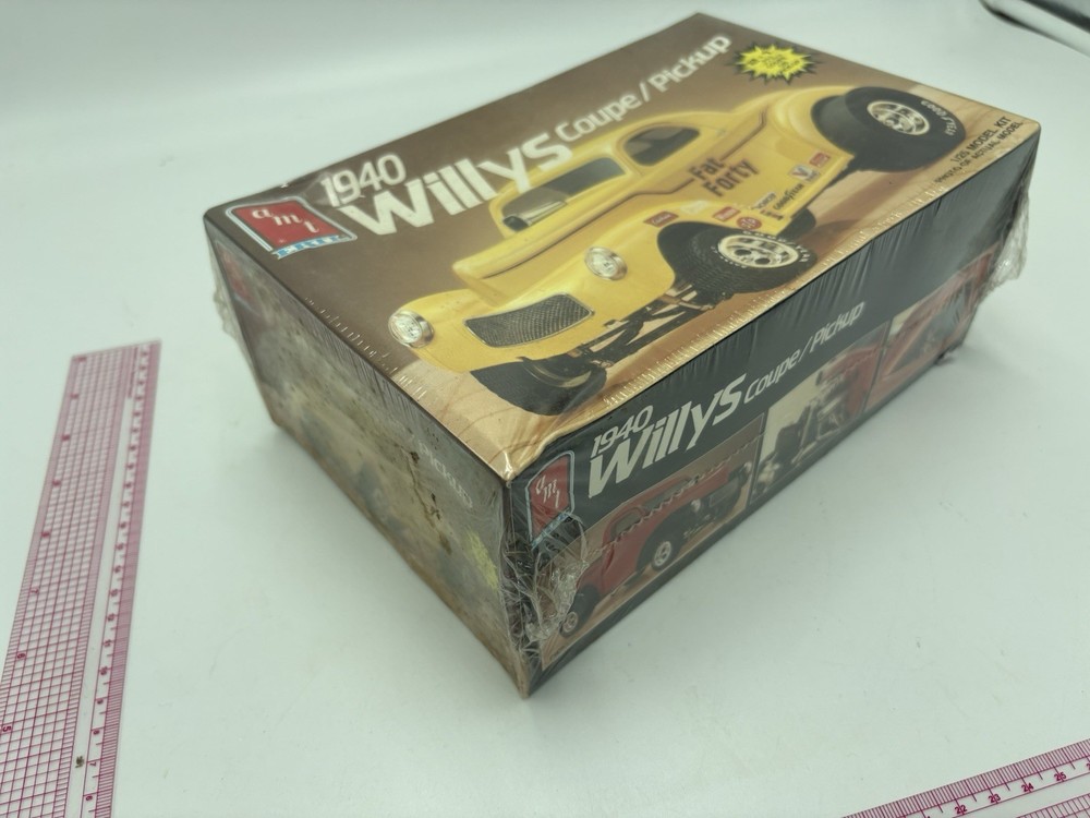 AMT 1940 Willy’s Coupe Pickup -Sealed Model Kit NEW NOS