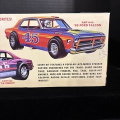 AMT 1474 ‘65 OLDS 88 MODIFIED STOCKER MODEL KIT-NIB-1/25 SCALE