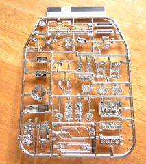 1957 CHEVY 283 V-8 ENGINE & TRANNY KIT 1:25 REVELL NO LONGER MADE F r e e SHIPP