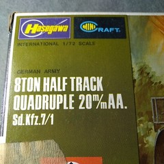 Hasegawa / Mini Craft 1/72 scale 8 Ton Half Track Quadruple 20mm -complete kit-