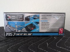 AMT-638 1957 Chevy Bel Air Model Car Scale 1:25 – Blue/White Skill 2 NEW/SEALED