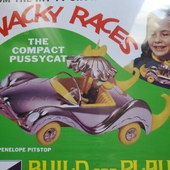 1/25 Wacky Races Compact Pussycat Figure Snap MPC Model Kit Penelope Pitstop New