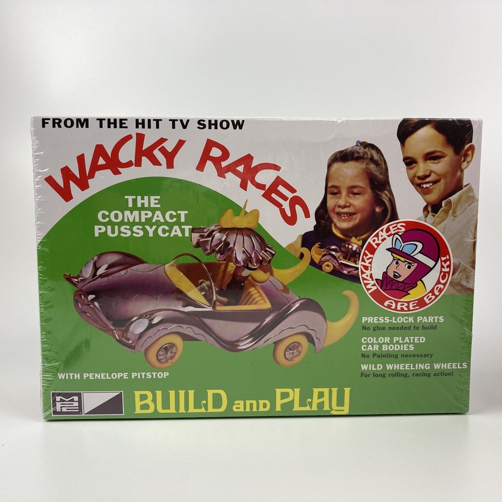 1:25 Wacky Races: Compact Pussycat Figure Snap MPC Model Kit Penelope Pitstop