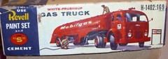 REVELL WHITE FRUEHAUF MOBIL GAS TRUCK BUILT UP MODEL KIT H-1402 1950s