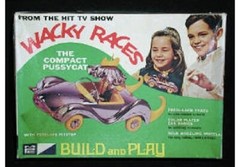 1:25 Wacky Races: Compact Pussycat Figure Snap MPC Model Kit Penelope Pitstop