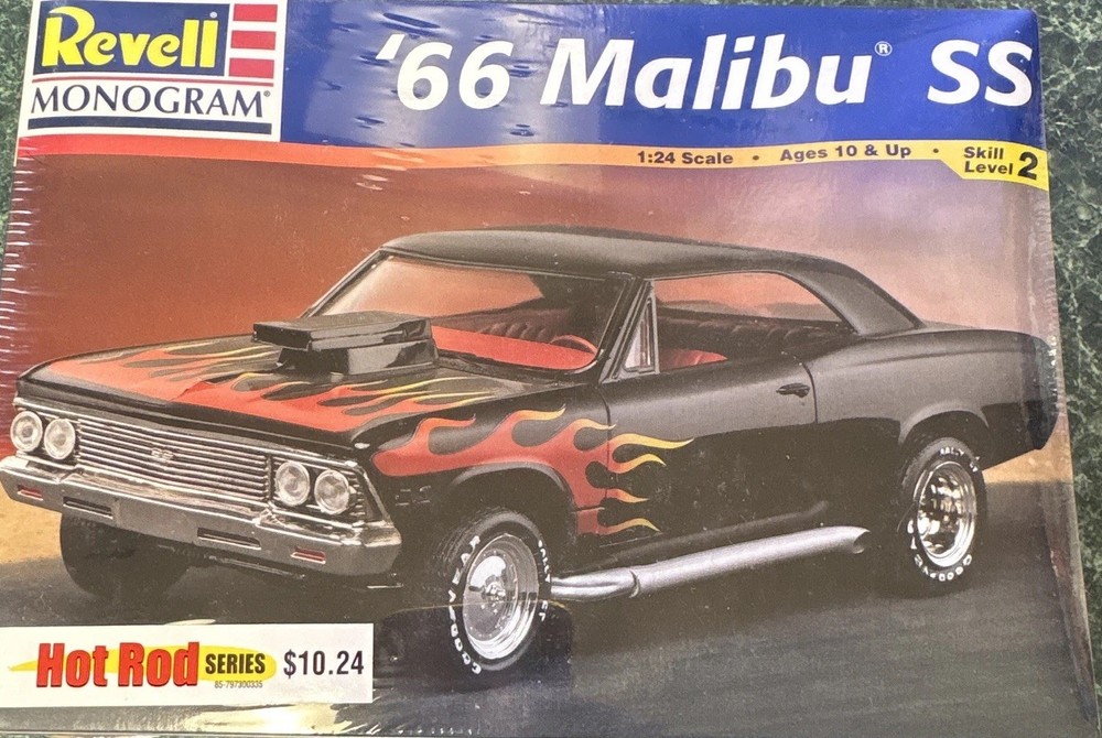 Revell Monogram ’66 Malibu SS Chevy 1:24 Unassembled Kit Decals 85-2219 Skill 2