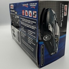 Maisto 1/24 Die-cast Model Kit Assembly Line Chrysler ME Four Twelve Concept Car
