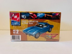 Sealed AMT 1963 CORVETTE STINGRAY 50 years 1:25 scale Model Kit #31812