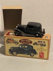 Vintage AMT Original 1932 FORD Victoria Vicky Trophy Series 1/25 Scale Model Car