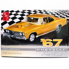 AMT 1967 Chevy Chevelle Pro Street 1:25 Scale Model Car Kit