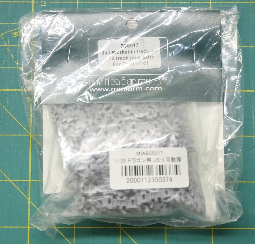Miniarm 1/35 Scale JS-1 Workable Track Set for Dragon B35017