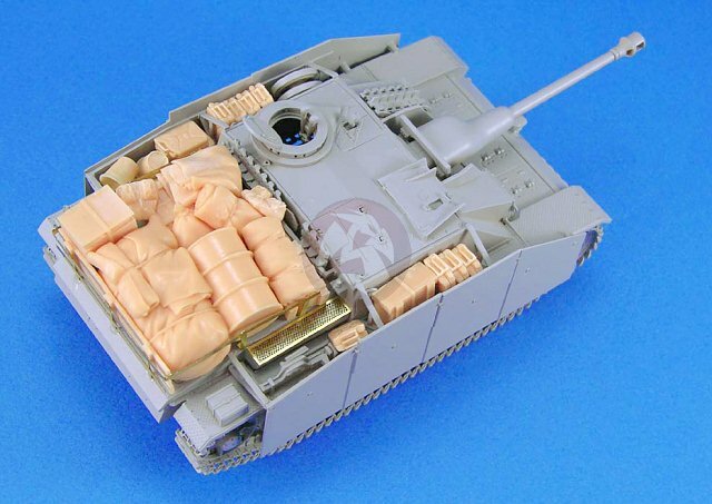 Legend 1/48 Stowage and Accessories for German StuG III Tank WWII [w/PE] LF4102