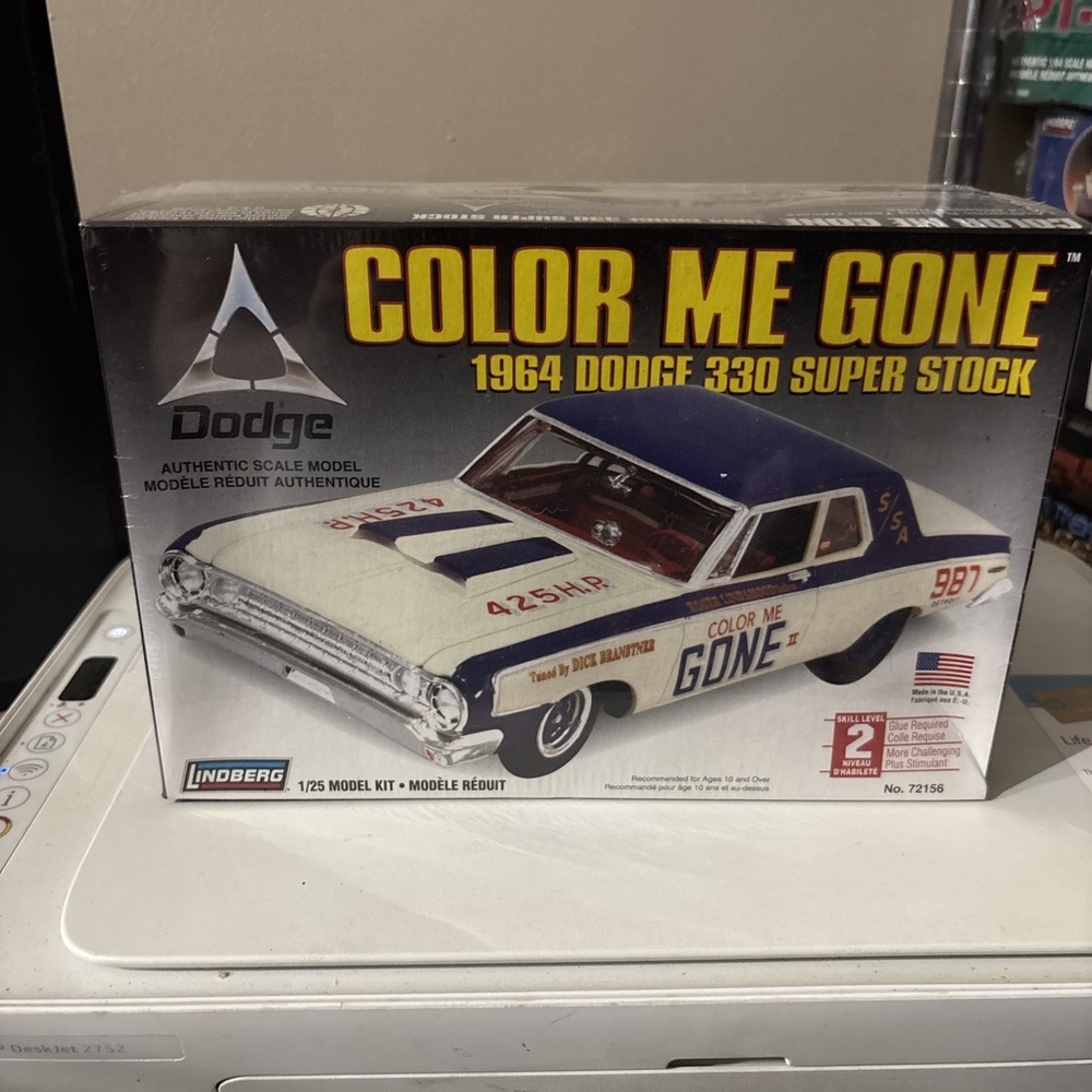 Lindberg Color Me Gone 1964 Dodge 330 Super Sport 1:25 Model Kit Car New F/S