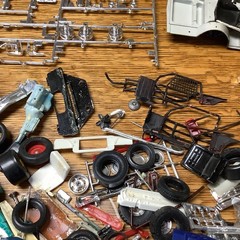 Miscellaneous Model Parts Used Parts Only Almost 2 Pounds