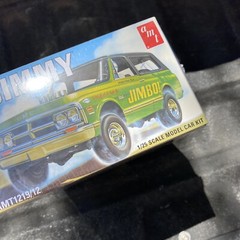 GMC JIMMY model kit Retro Deluxe AMT Round2 #1219 SEALED Jimbo