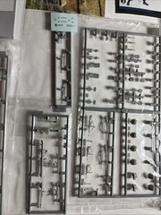 2 KITS! Dragon # 6127 & 6129 German Tank Hunters & Panzer Survivors 1/35 Scale