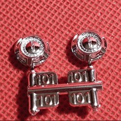 Pr Hubcaps 1967 Ford F-100 Pickup 1:25 Scale Model Car Part Moebius
