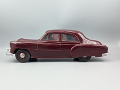 1951 CHEVROLET 4 DOOR STYLELINE 1/25 scale – PROMO / BANK–MAROON ORIGINAL