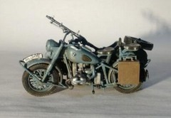 1/35 German Motorcycle WWII BMW R75 Master Box 3528 Plastic Model kit