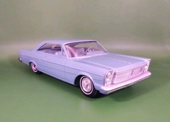 1965 Ford Galaxie 500 XL Dealership Promo Car 1:25 SCALE 8.25×3″