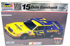 Revell 1:24 #15 Earnhardt’s Wrangler ’82 Thunderbird NASCAR Sealed Inside Model