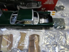1/25 SCALE AMT 1957 CHRYSLER 300C PRE-DECORATED CUSTOM SHOP GREEN MODEL KIT #2