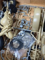 ESCI MOTORCYCLE BMW R / 75 W SIDECAR SCALE 1/9TH MODEL KIT BOX `86′ APEX SPIELWA