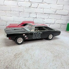Lot 2 Built 1963 Ford Galaxie & Black Lee Charger Model Cars 1/25
