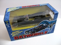 Johnny Lightning 6904 1/24 Scale DC Comics 1960s Batmobile Diecast Model Kit