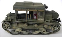 MIRAGE 35903 1:35 Universal Tractor C7P (Russian Version)