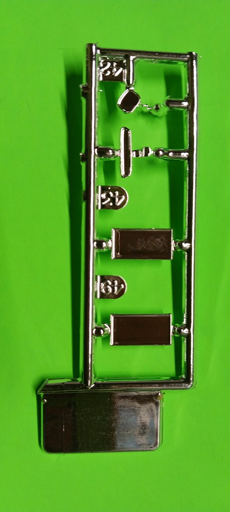 69 1969 Camaro Z28 SS RS 1/25 Chrome Mirrors License Plates Detail Model Parts