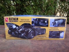 DC Comics Batman Batmobile Car w/Figure Model Car Kit- 1/25 scale AMT (2022) NEW
