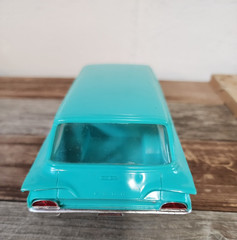 Vintage Hubley Customizing Kit Ford Country Sedan 4-way Kit #154K-170