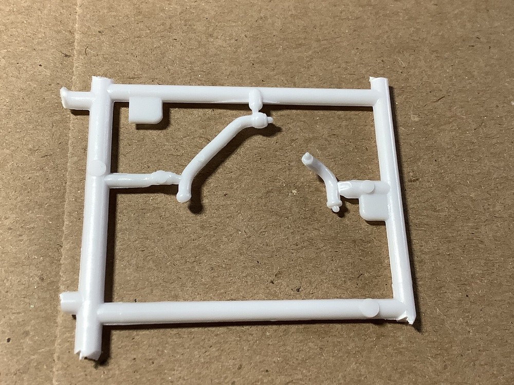 1/25 scale model car kit 66 Chevy Pickup Upper/Lower Radiator Hoses No Box