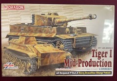 Tiger I Mid Production – 1/35 Dragon Zimmerit – Unassembled AFV Kit#6866 – NIB