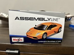 Maisto Lamborghini Murcielago LP 640 Die-Cast Model Kit 1:24 Scale