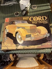Vintage AMT 1937 Cord 812 Supercharged Convertible Coupe 1/12 Yellow Model Kit