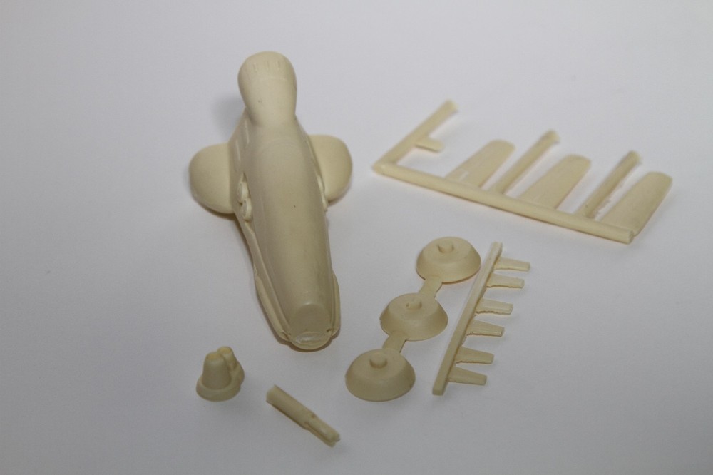 Macross 1/100 Scale Gnerl Fighter Pod Model Kit
