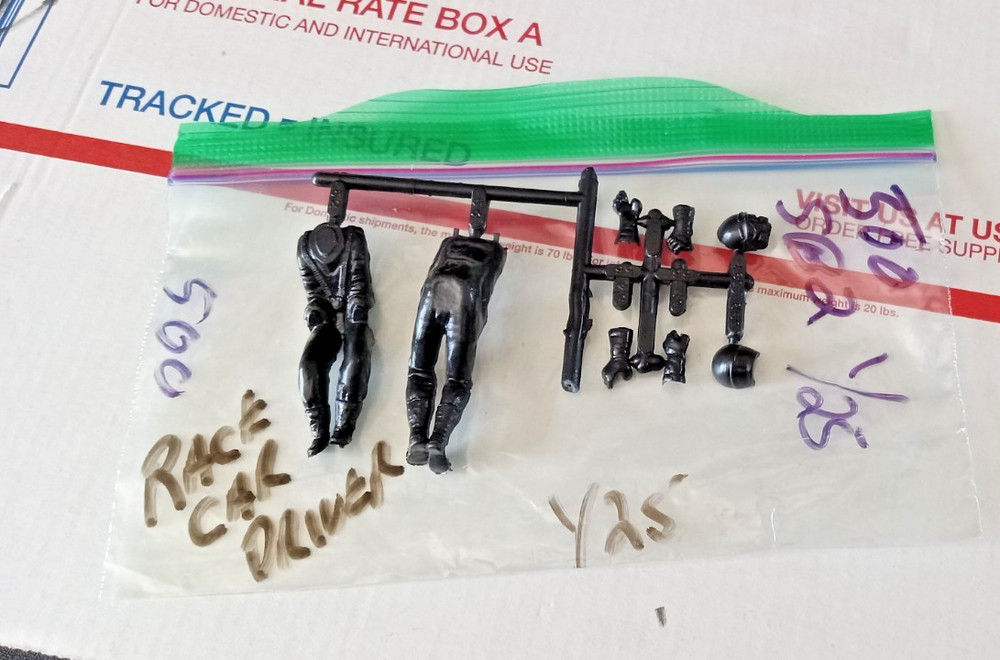 One (1) Real Nice Race Car Driver 1/24/25 scale Package # 500 !!!!!!!!!!!!!!!!!!