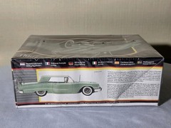 Vintage 1/24 MONOGRAM ’58 FORD T-BIRD CONVERTIBLE No. 2759 FACTORY SEALED 1987