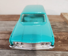 Vintage Hubley Customizing Kit Ford Country Sedan 4-way Kit #154K-170